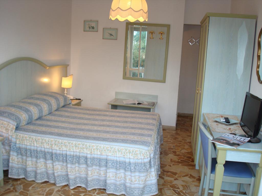 Hotel Villa Rona Forte dei Marmi Extérieur photo